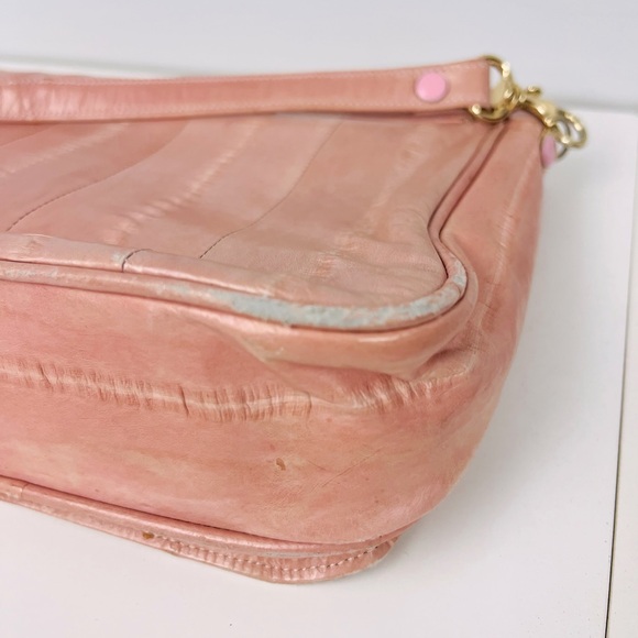 🌼MARKDOWN🌼 Vintage Pale Pink Eel Skin Shoulder Bag by SUNCO - Picture 9 of 10